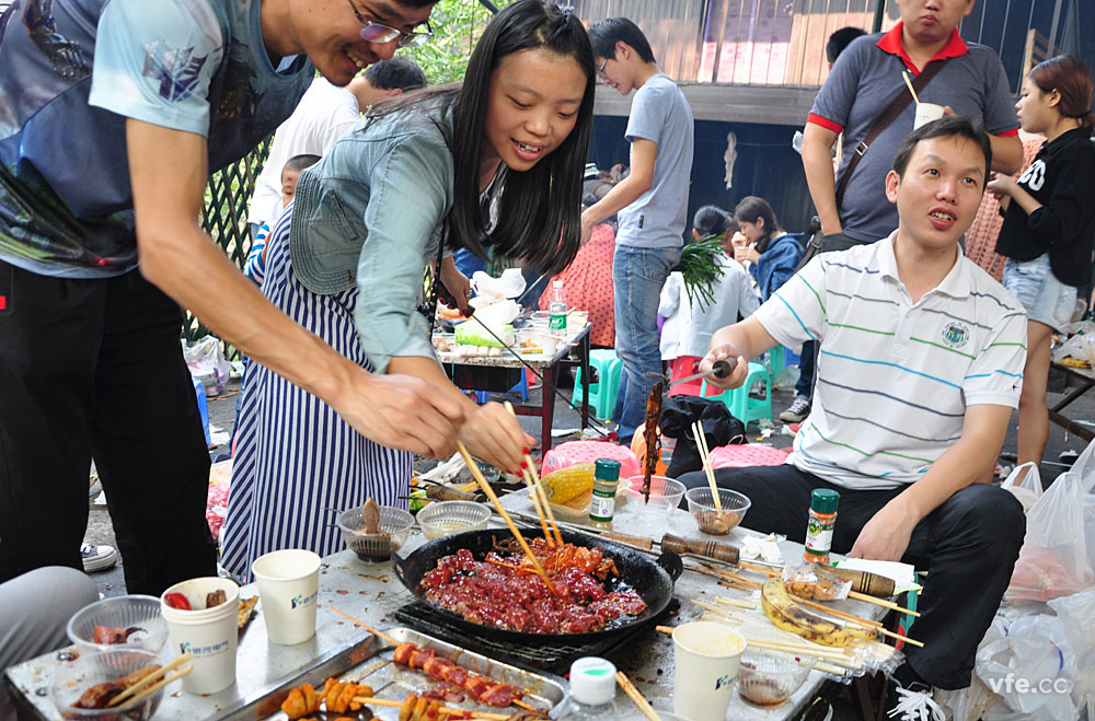 銀河燒烤活動(dòng)
