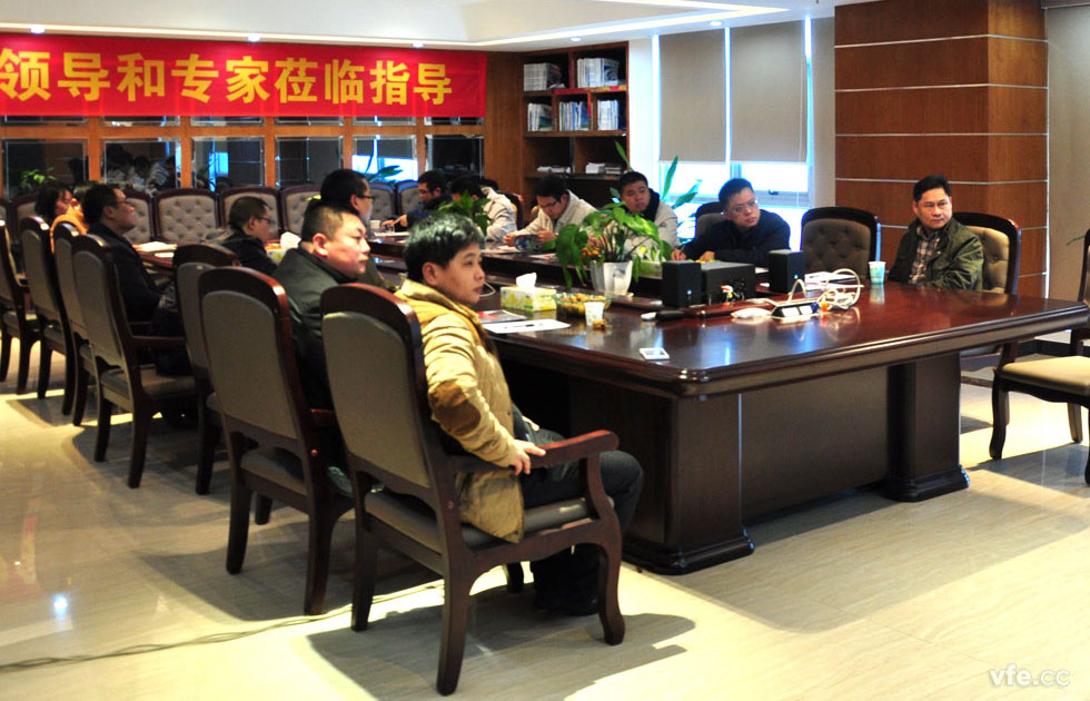 南車(chē)株機專(zhuān)家團隊來(lái)訪(fǎng)我公司 南車(chē)株機專(zhuān)家團隊來(lái)訪(fǎng)我公司