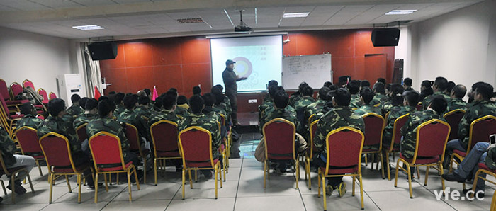 以用戶(hù)為中心，銀河電氣開(kāi)展“卓越團隊”拓展訓練