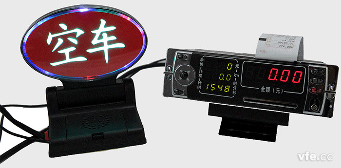 打車(chē)時(shí)候出租車(chē)上的計價(jià)器