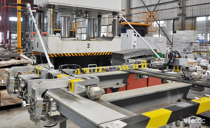 H型軌檢儀實(shí)物圖 H型軌檢儀實(shí)物圖