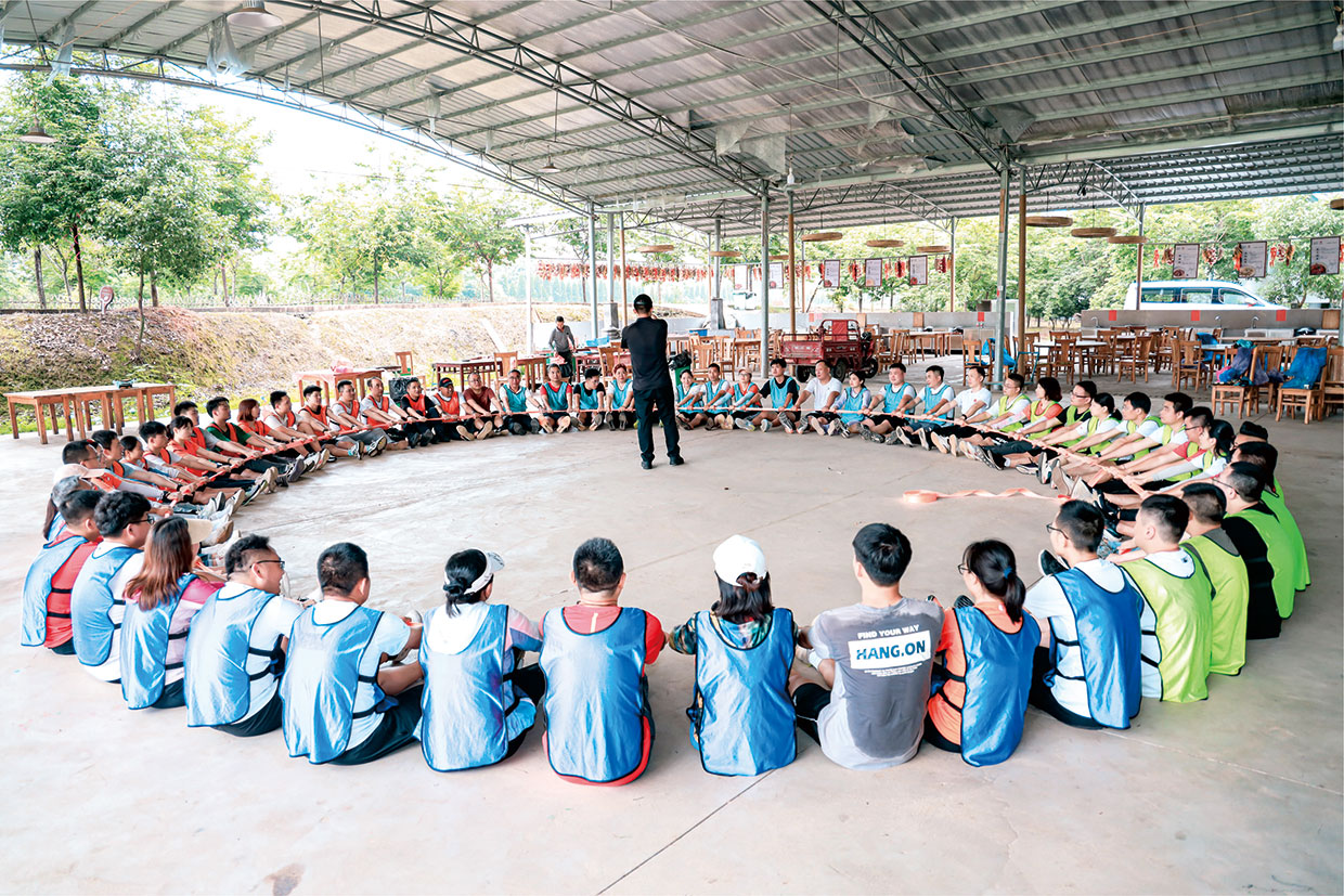 凝聚青春力量，奮斗最美時(shí)光——力量，力量，團隊力量