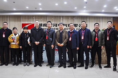 攜手共進(jìn)——中車(chē)永濟專(zhuān)家來(lái)訪(fǎng)